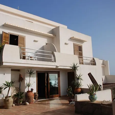 La Rosa Sul Mare 4* Siraküza