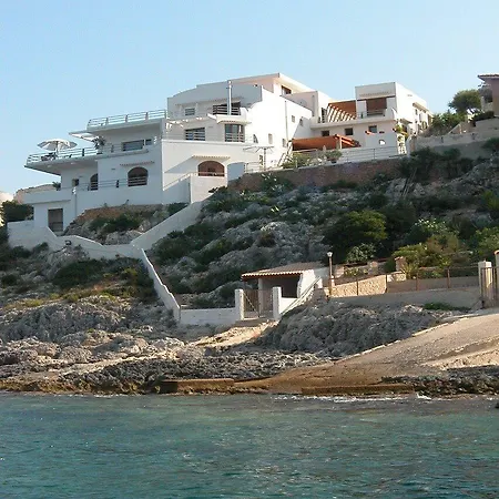 La Rosa Sul Mare Apart Otel Siraküza