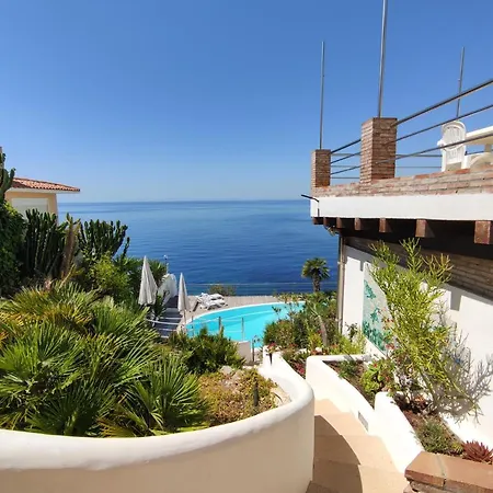 Apart Otel La Rosa Sul Mare